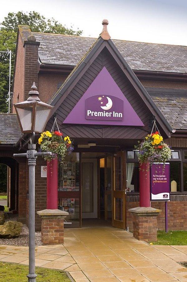 Premier Inn Inverness East Exteriör bild